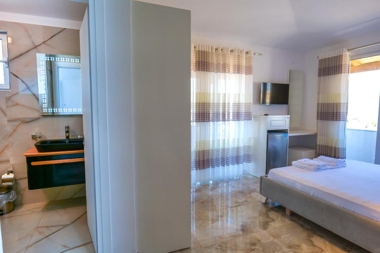 Three Islands Hotel Of Ксамил Екстериор снимка